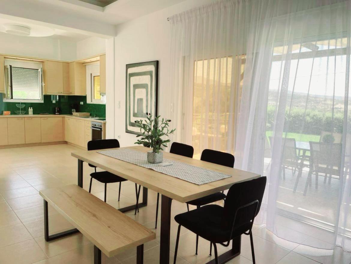 Villa Emily Rethymno アデリアノス・カンポス 部屋 写真